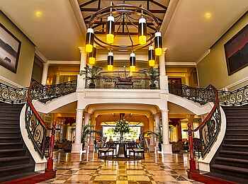 Hemingways Nairobi: Empfangshalle Hemingways Nairobi: Empfangshalle