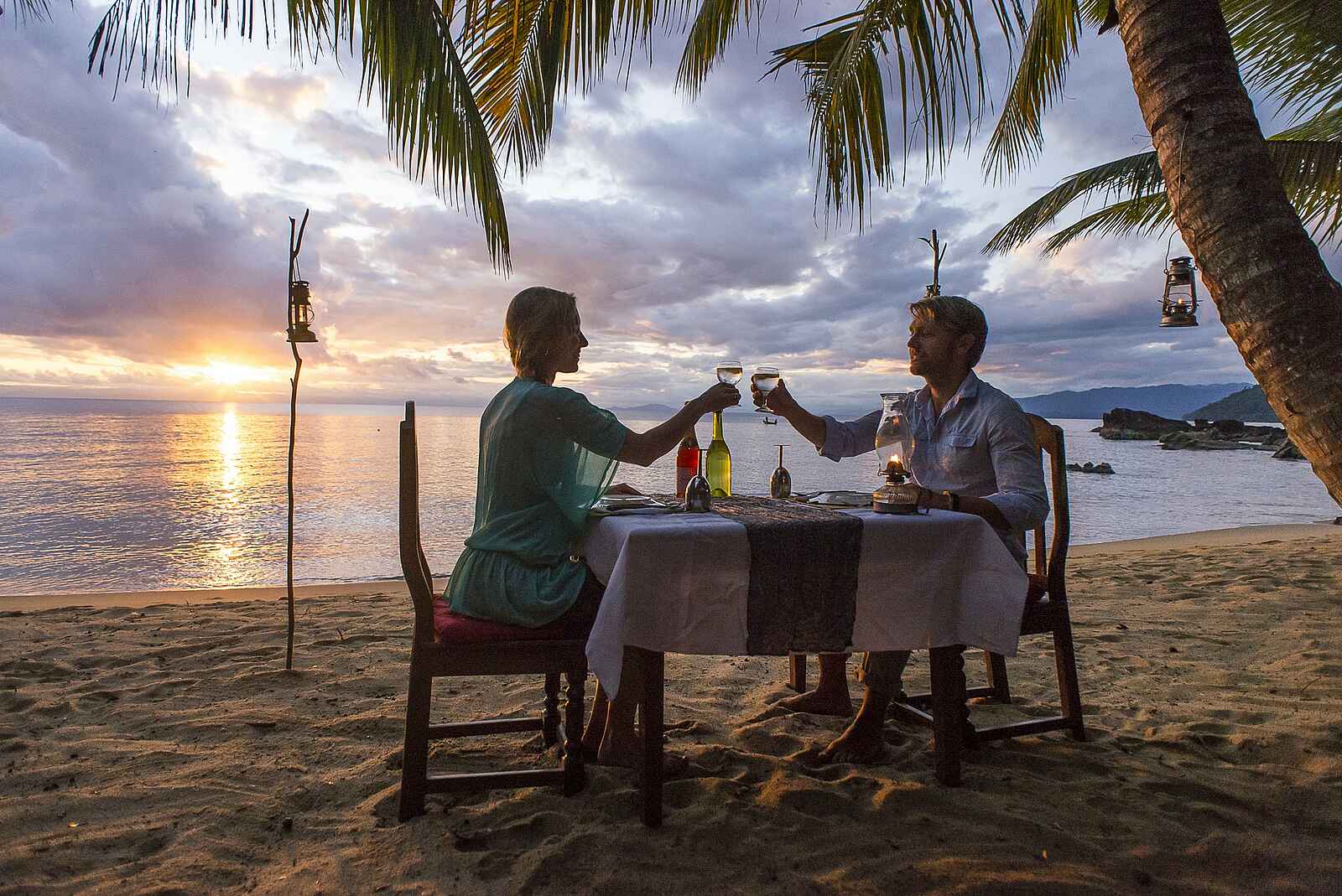Masoala Forest Lodge: Pärchendinner am Strand Masoala Forest Lodge: Pärchendinner am Strand