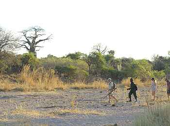 Jabali Private House: Zu Fuß unterwegs
