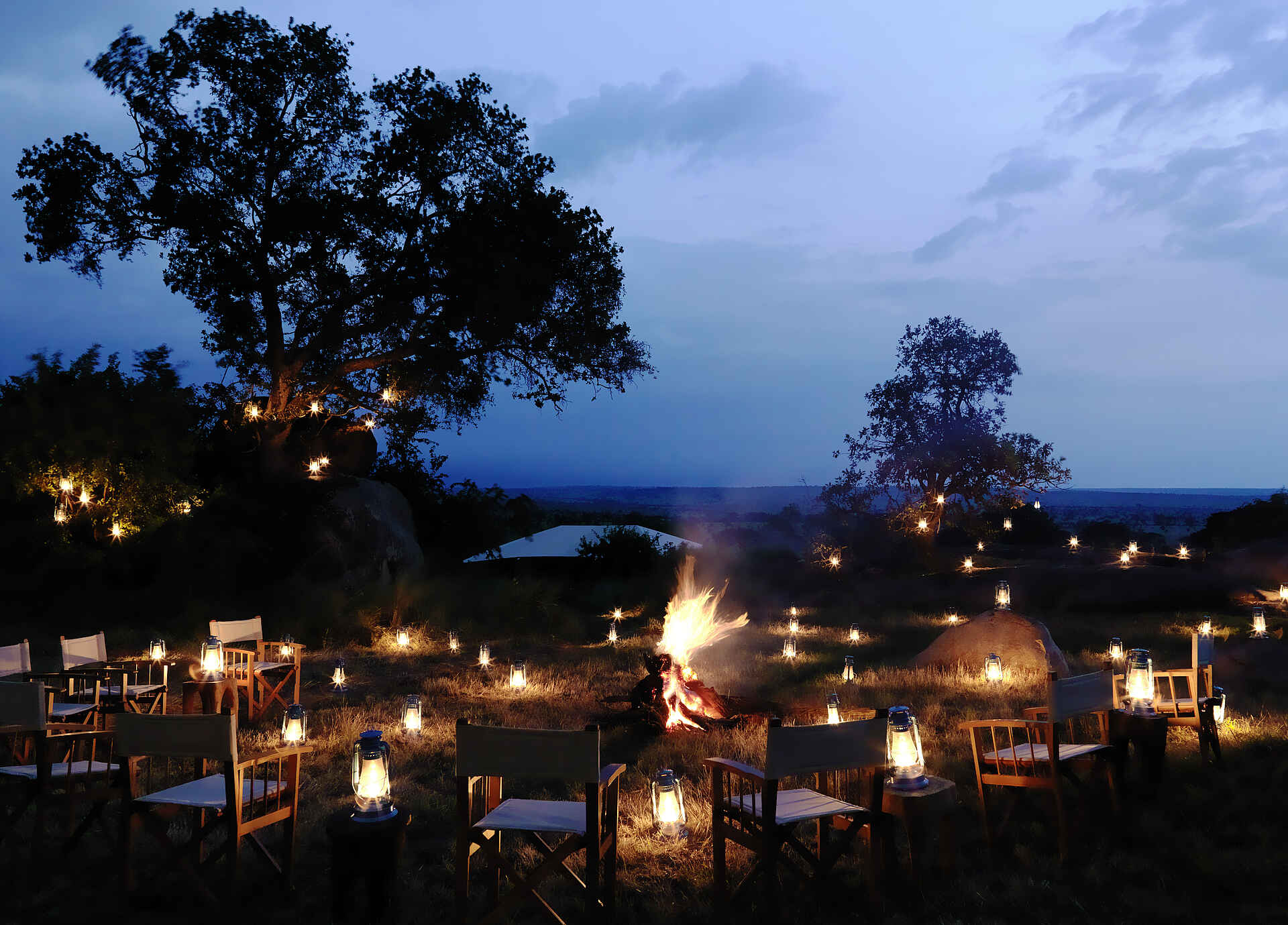 bushtops serengeti, safari tansania, serengeti bushtops, serengeti bushtops camp, serengeti bushtops photos, serengeti migration, tansania safari, tanzania safari, boma, feuerstelle, fireplace, lagerfeuer