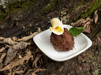 Akagera Game Lodge: Mousse au Chocolat Akagera Game Lodge: Mousse au Chocolat