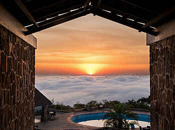 Akagera Game Lodge: Sonnenaufgang Akagera Game Lodge: Sonnenaufgang