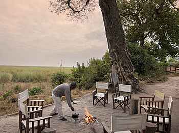 Linyanti Ebony: Boma Linyanti Ebony: Boma