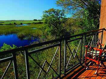Namushasha River Lodge: Blick von einem Balkon in die Landschaft Namushasha River Lodge: Blick von einem Balkon in die Landschaft