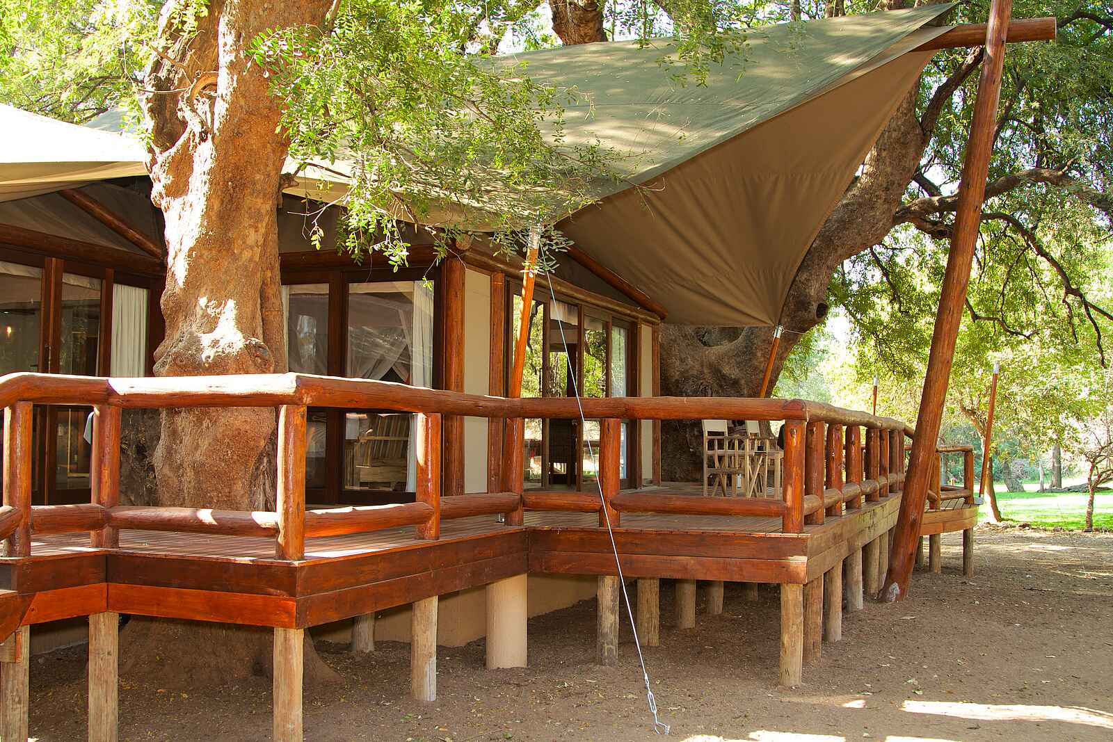 Tuli Safari Lodge Mashatu: Das Haupthaus Tuli Safari Lodge Mashatu: Das Haupthaus