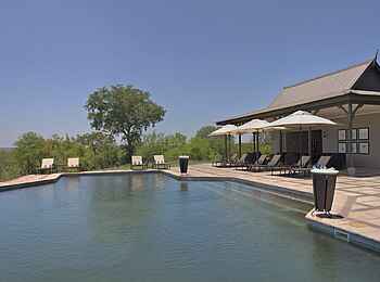 &Beyond Kirkman's Camp: Pool mit Ausblick &Beyond Kirkman's Camp: Pool mit Ausblick