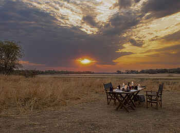 Luambe Horizons Camp: Ein privates Buschdinner