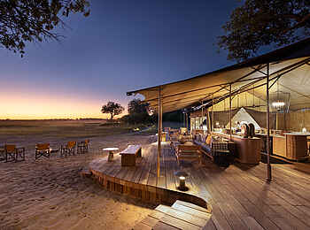 Monachira Camp: Abendstimmung im Camp Monachira Camp: Abendstimmung im Camp