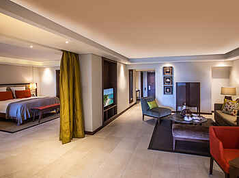 Royal Palm Beachcomber Luxury: Tropical Suite