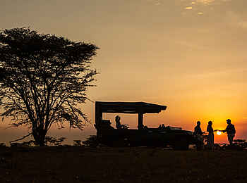Mara Plains Camp: Sonnenuntergang in der Maasai Mara Mara Plains Camp: Sonnenuntergang in der Maasai Mara