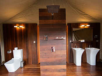 Muzimu Lodge: Das Badezimmer Muzimu Lodge: Das Badezimmer