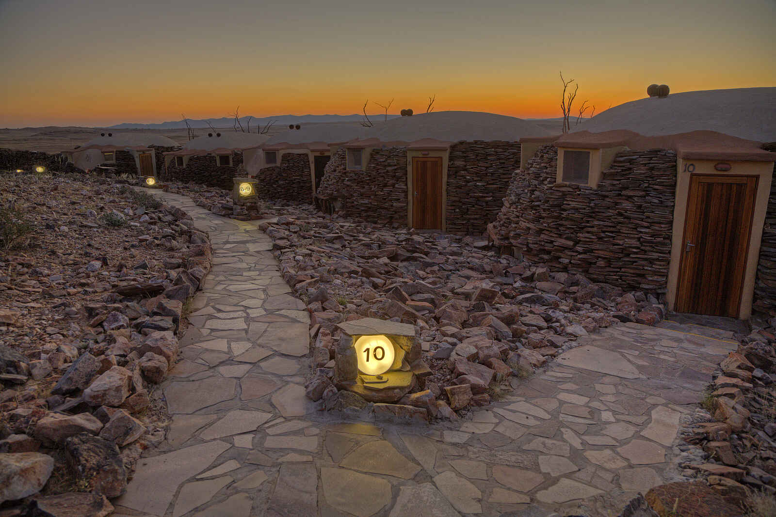 Rostock Ritz Desert Lodge: Zugang zu den Chalets Rostock Ritz Desert Lodge: Zugang zu den Chalets