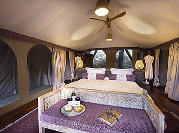 The Sambuk Suite at Mara Nyika Camp: Eins der beiden Schlafzimmer The Sambuk Suite at Mara Nyika Camp: Eins der beiden Schlafzimmer