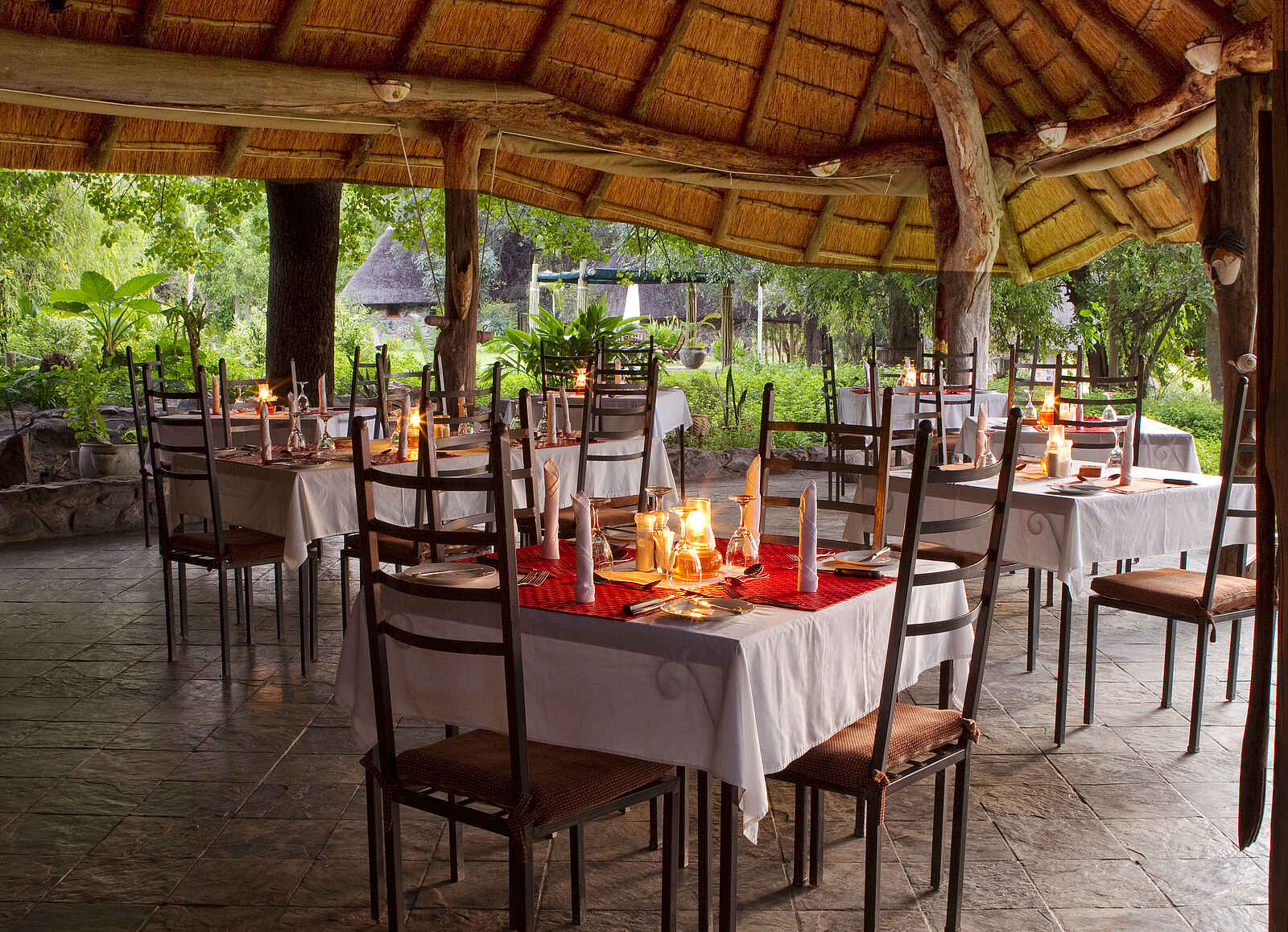 Thamalakane River Lodge: Restaurant Thamalakane River Lodge: Restaurant