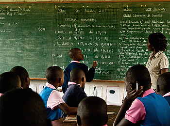 Musangano Lodge: Unterricht in einer Missionsschule