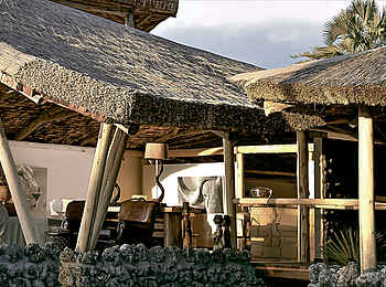 Chem Chem Lodge: Main Lounge Chem Chem Lodge: Main Lounge