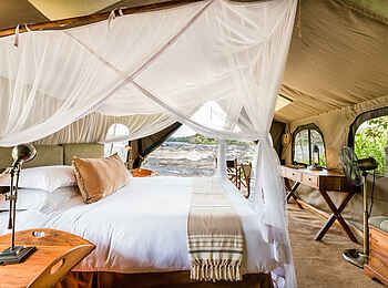 Papa´s Camp: Safari Tent