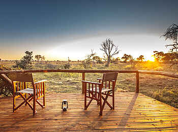 Rra Dinare Camp: Morgensonne auf einem privaten Deck