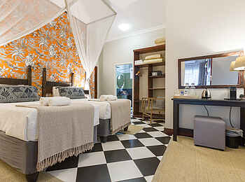 528 Victoria Falls Guesthouse: Das Zimmer mit zwei Einzelbetten in der Suite