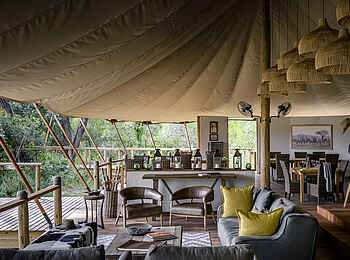 Sanctuary Stanley's Camp: Lounge und Essbereich