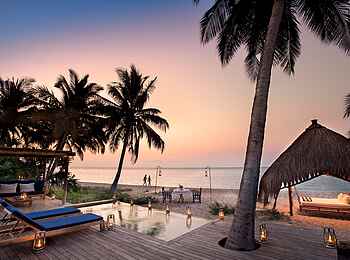 andBeyond Benguerra Island: Sonnenuntergang am Pool