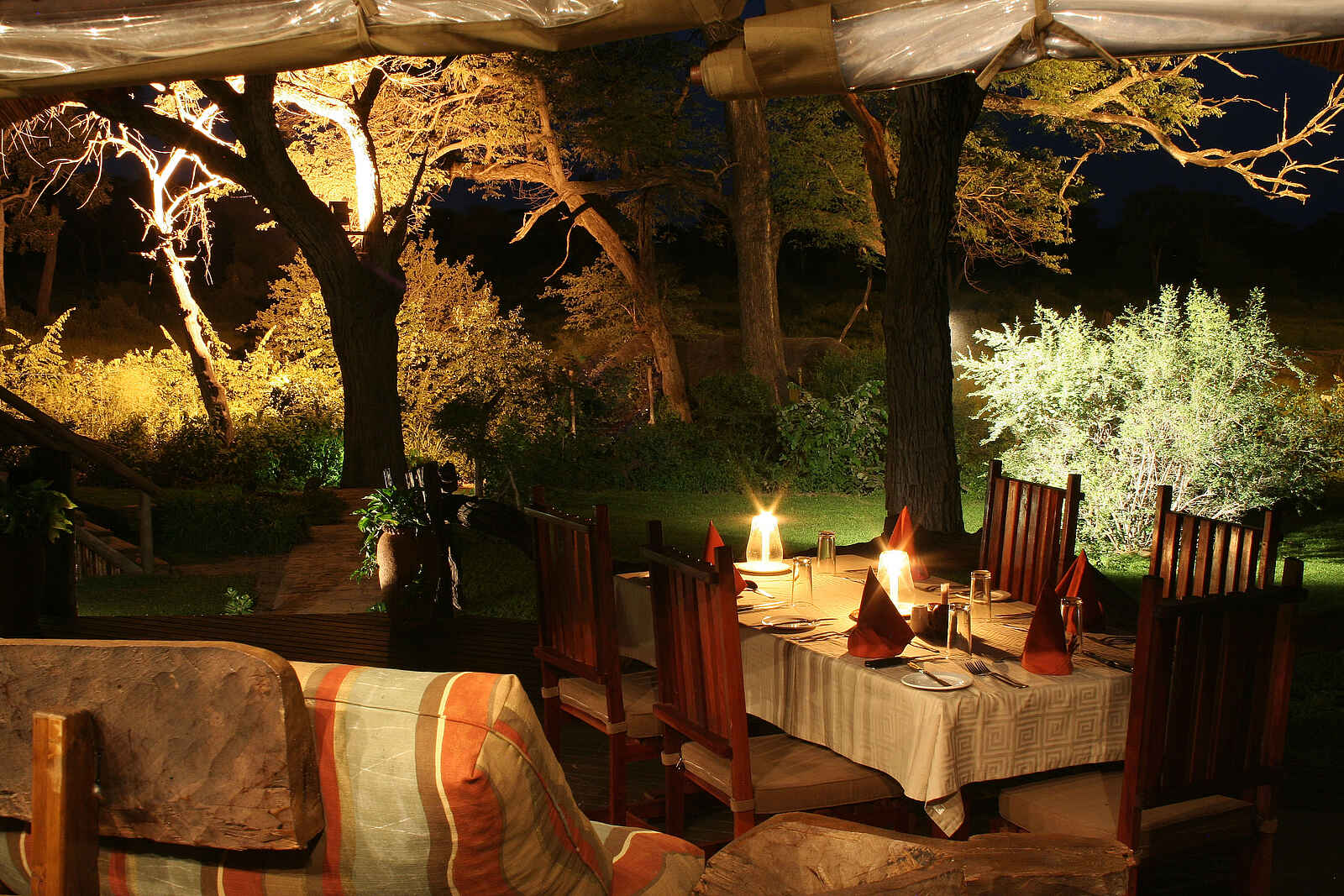Elephant Valley Lodge: Dinner Elephant Valley Lodge: Dinner