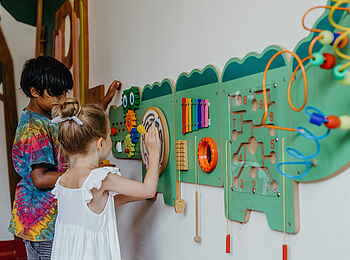 LUX Marijani: Der Kids Club