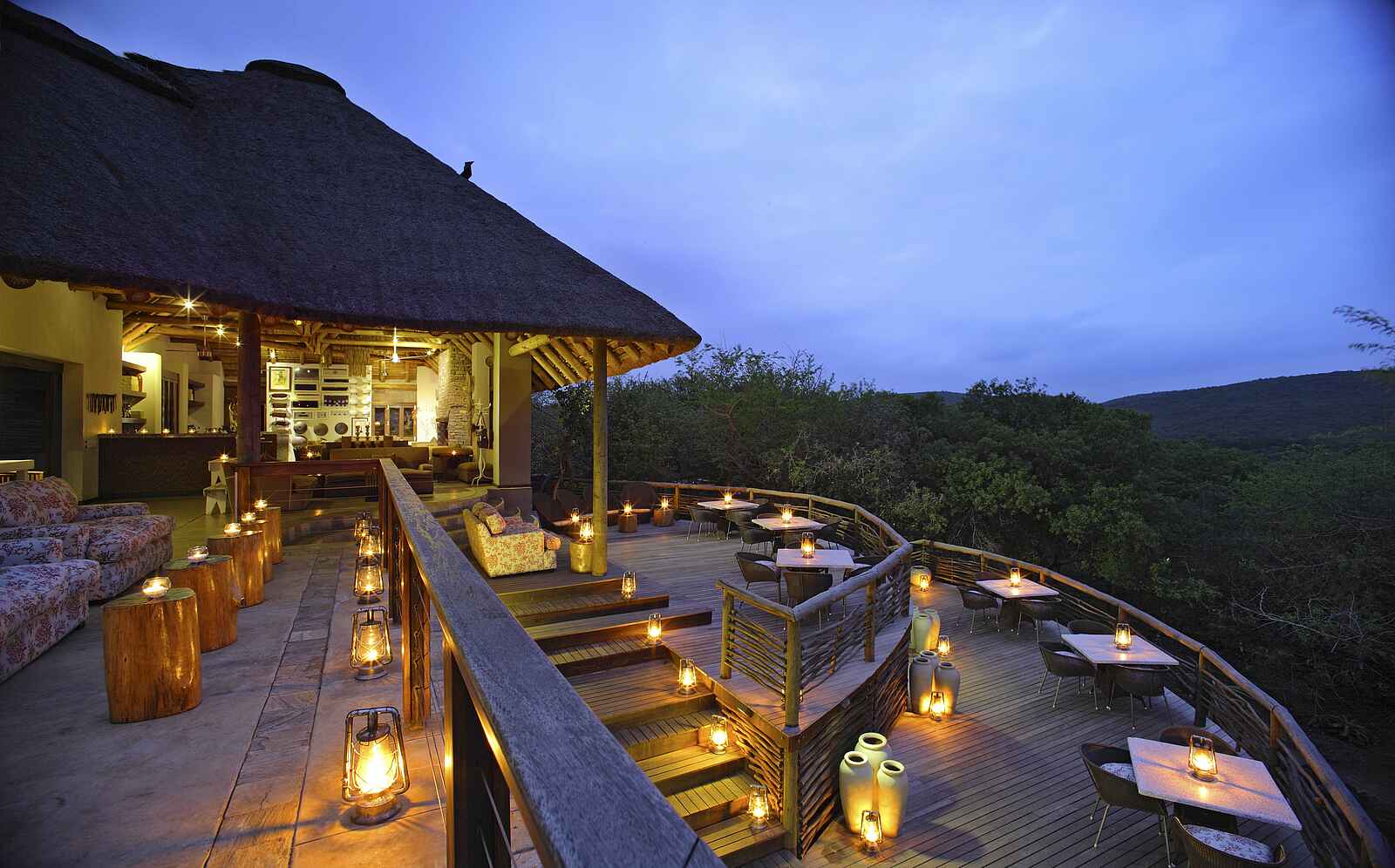 Phinda Mountain Lodge: Gemeinschaftsterrassen Phinda Mountain Lodge: Gemeinschaftsterrassen