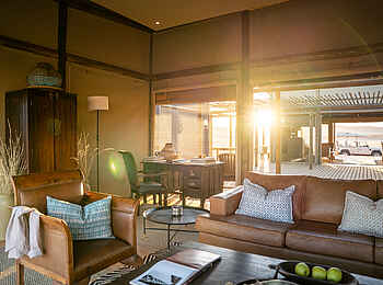 Wolwedans Plains Camp: In der Lounge Wolwedans Plains Camp: In der Lounge