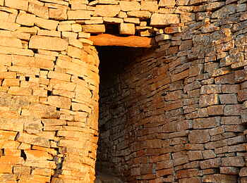 Great Zimbabwe: Tor Great Zimbabwe: Tor