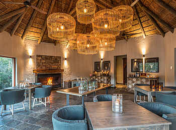 Inzolo Exclusive Game Lodge: Restaurant