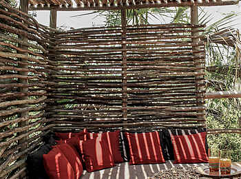 Chem Chem Lodge: Schattiges Plätzchen Chem Chem Lodge: Schattiges Plätzchen