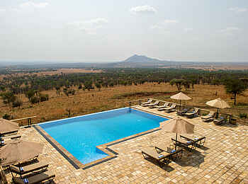 Kubu Kubu Tented Camp: Blick von oben auf den Swimmingpool