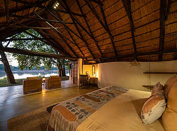 Nkwali Camp: Schlafzimmer mit Blick in die Natur