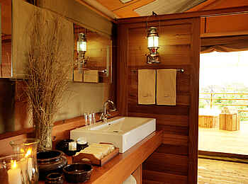 Serengeti Bushtops: Badezimmer