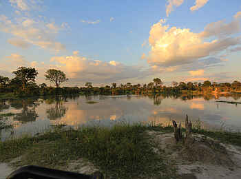 Splash Camp: Reflektion im Wasser