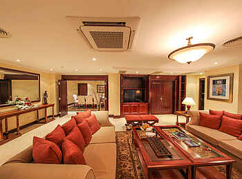 Kigali Serena Hotel: Wohnzimmer der Presidential Suite Kigali Serena Hotel: Wohnzimmer der Presidential Suite