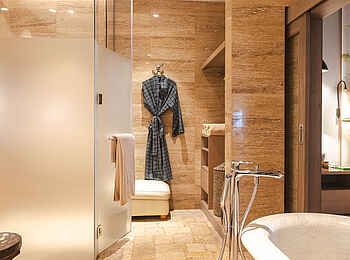 Ngorongoro Lodge Melia Collection: Badezimmer der Royal Suite