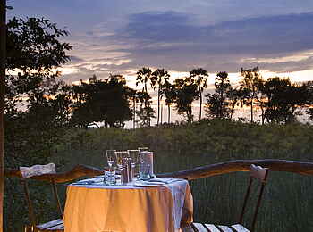 Sandibe Okavango Safari Lodge: Romantische Stimmung Sandibe Okavango Safari Lodge: Romantische Stimmung