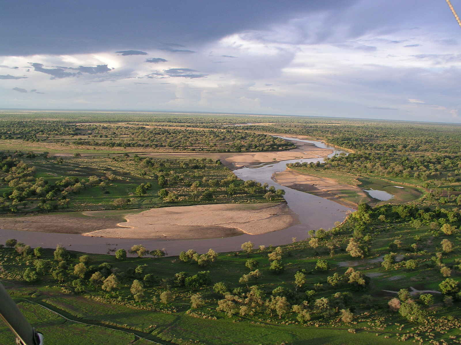 Tafika Camp: Luftbild vom Fluss Tafika Camp: Luftbild vom Fluss