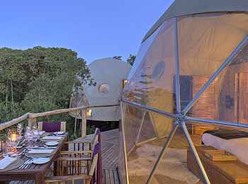 The Highlands Camp: Privates Dinner bei der Familienkuppel