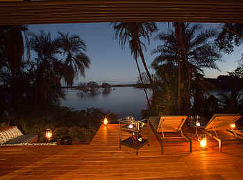 Thorntree River Lodge: Abendstimmung über dem Sambesi Thorntree River Lodge: Abendstimmung über dem Sambesi