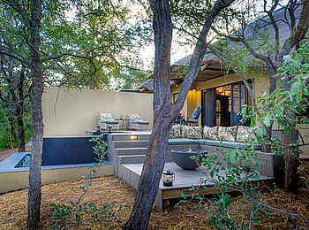 King's Camp: Luxury Suite von Außen King's Camp: Luxury Suite von Außen