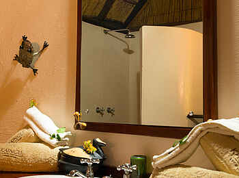 KaingU Safari Lodge: Waschbecken