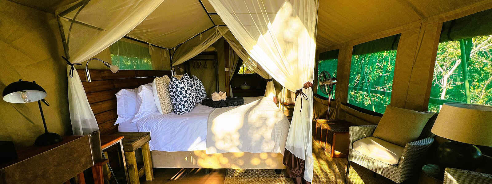 Kala Camp: Blick ins Zeltinnere Kala Camp: Blick ins Zeltinnere