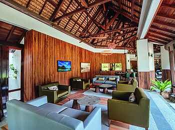 Paradis Beachcomber Golf Resort and Spa: Lounge Bereich Paradis Beachcomber Golf Resort and Spa: Lounge Bereich