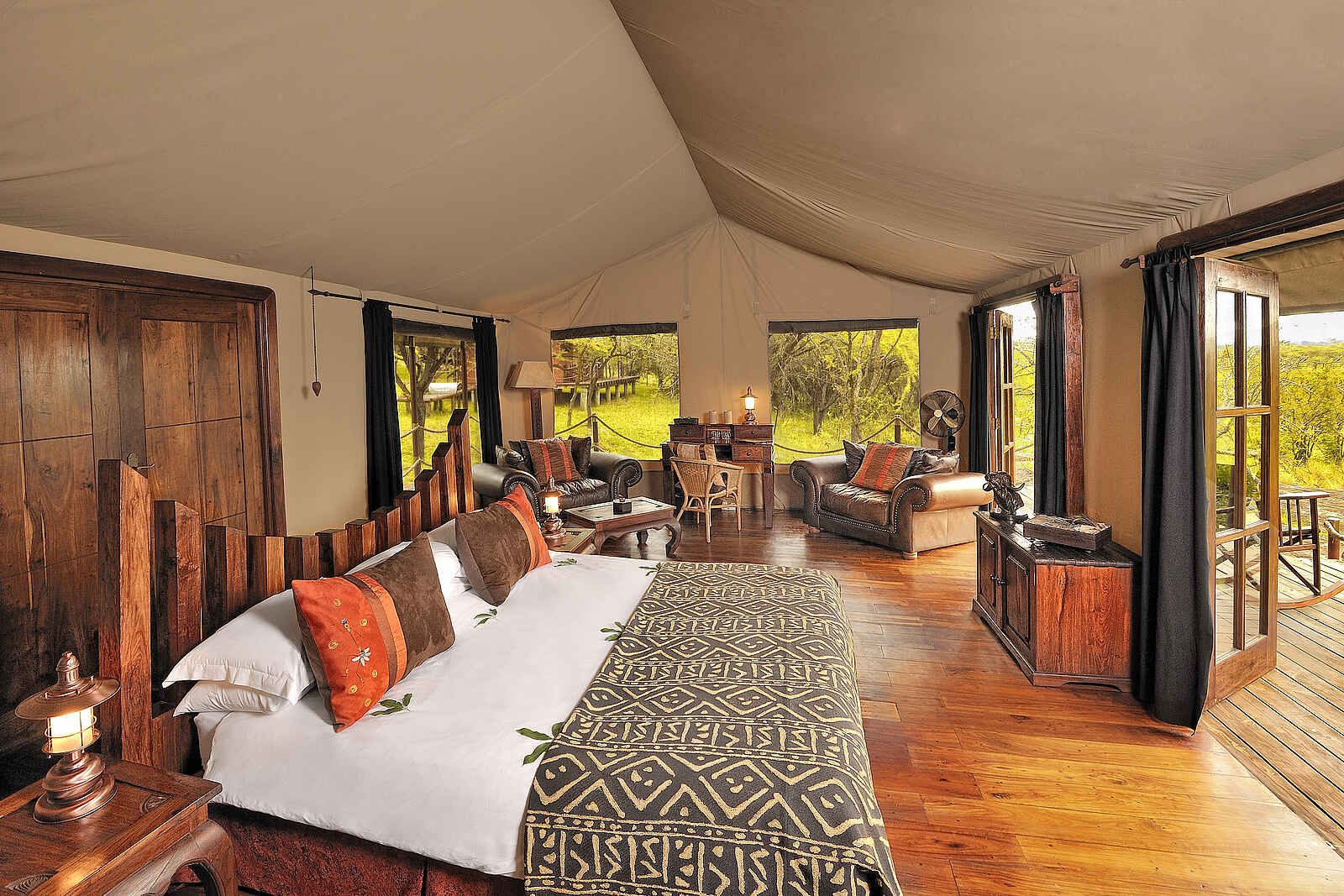 Serengeti Migration Camp: Gästezeltinterieur Serengeti Migration Camp: Gästezeltinterieur