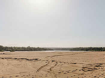 Chilo Ivory Trail Adventure: Sundowners am Save River