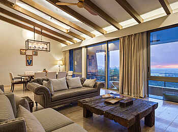 Melia Serengeti Lodge: Wohnbereich der Suite Melia Serengeti Lodge: Wohnbereich der Suite