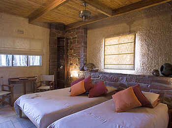 Okonjima Plains Camp: Garden Room Okonjima Plains Camp: Garden Room